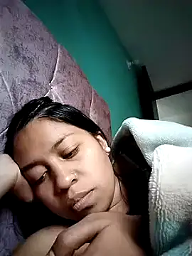 Snapshot of Tiphanydirty3 chatting on 02/04/25, 10:13 Tiphanydirty3 online show from 02/04/25, 10:13