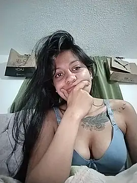 Tiphanydirty3 online show from 06/05/26, 07:47