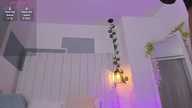 hannah gray online show from 10/29/25, 11:12