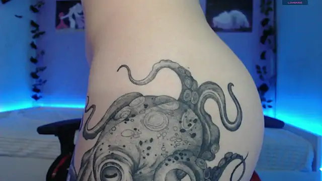 Snapshot of Scarlettsrorm chatting on 03/06/25, 08:30 Scarlettsrorm online show from 03/06/25, 08:30