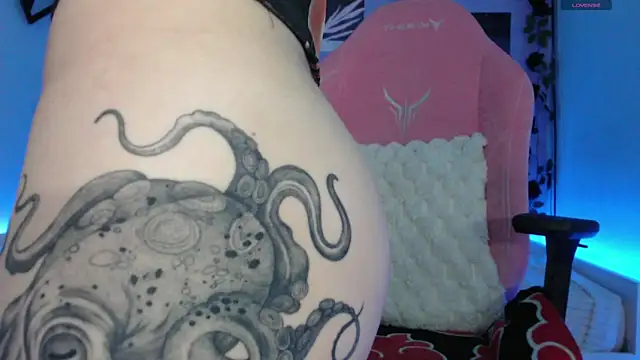 Snapshot of Scarlettsrorm chatting on 03/09/25, 05:11 Scarlettsrorm online show from 03/09/25, 05:11