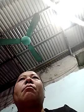 Queen 18200 online show from 11/02/25, 10:34