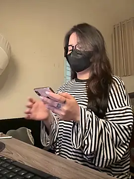 Jenni nana online show from 12/22/25, 06:43