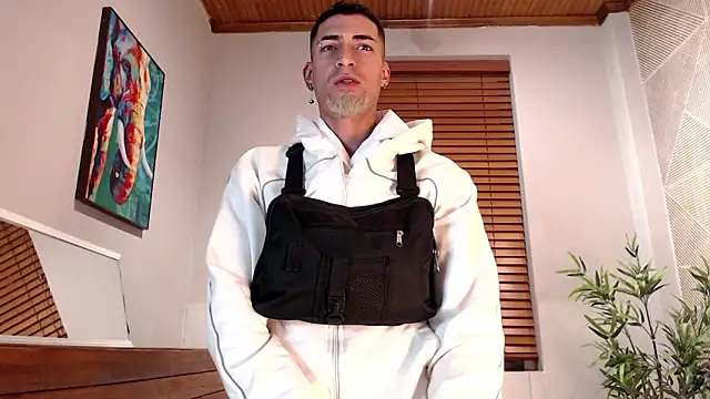 DrakeNeumann online show from 09/23/25, 03:42