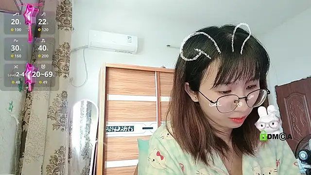 Lili 666 online show from 10/28/25, 06:28