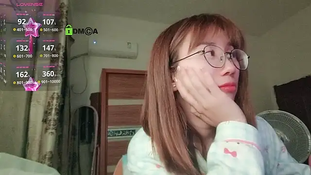 Lili 666 online show from 02/11/26, 06:24