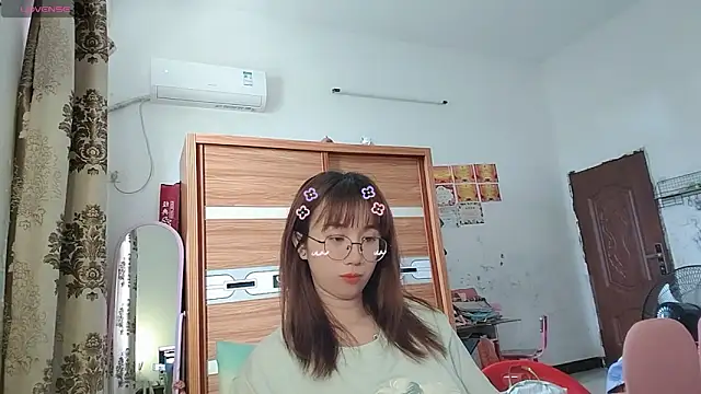 Lili 666 online show from 04/21/26, 02:37