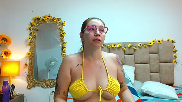 Snapshot of IsisDuzan chatting on 12/11/24, 09:23 IsisDuzan online show from 12/11/24, 09:23