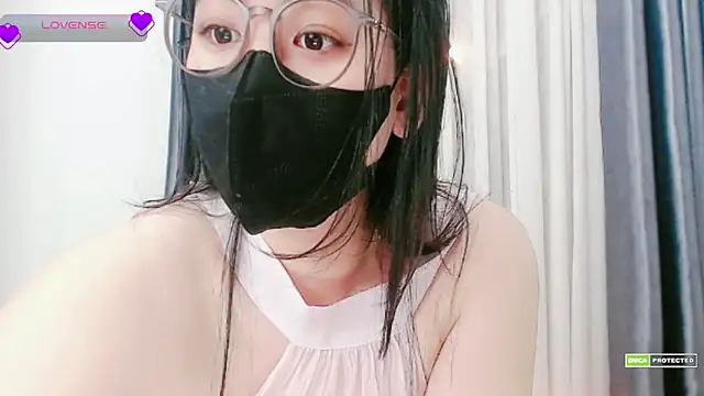 Na baby online show from 11/18/25, 03:49