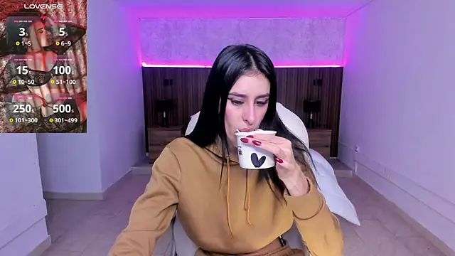 karlaa james online show from 01/19/26, 11:03