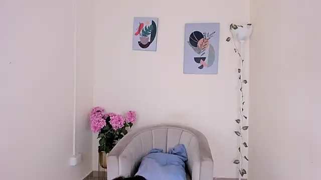 Charlothe capell online show from 03/16/26, 08:46