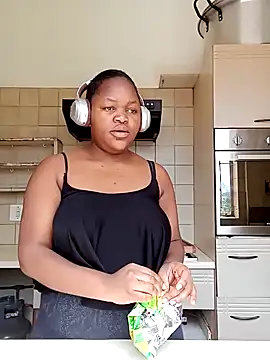 Sexymamibo online show from 03/13/25, 11:41