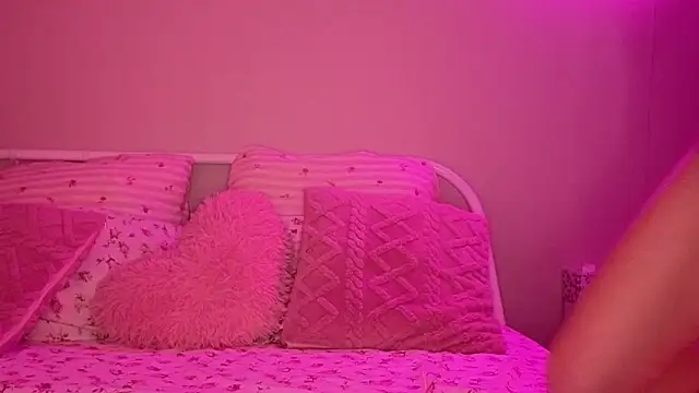 KateVon online show from 11/26/25, 06:09