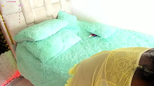 Snapshot of Valeria_Thompson1 chatting on 01/31/25, 10:10 Valeria Thompson1 online show from 01/31/25, 10:10