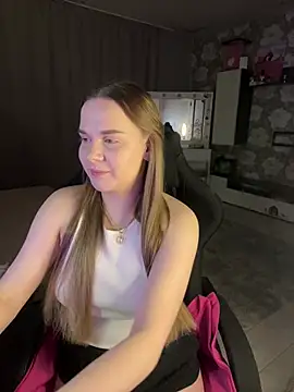 Snapshot of Lexi_noah chatting on 02/22/26, 12:12 Lexi noah online show from 02/22/26, 12:12