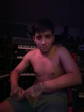 Snapshot of Sevas1596 chatting on 01/13/26, 04:45 Sevas1596 online show from 01/13/26, 04:45