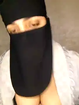 Snapshot of Narimane_maroc chatting on 01/15/25, 01:34 Narimane maroc online show from 01/15/25, 01:34