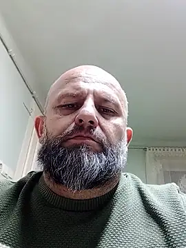 Snapshot of AlexandruCsaba chatting on 01/13/26, 09:31 AlexandruCsaba online show from 01/13/26, 09:31