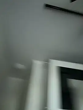 Hornyblond Bella online show from 04/29/26, 05:30