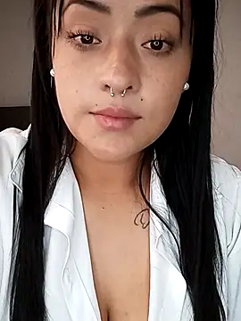 jjulietha95 online show from 02/11/26, 05:29