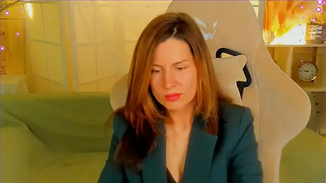 April o Nill online show from 12/07/24, 09:39