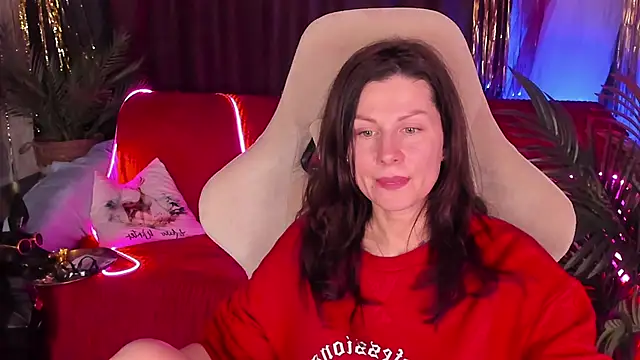 Snapshot of April_o_Nill chatting on 02/03/26, 06:57 April o Nill online show from 02/03/26, 06:57