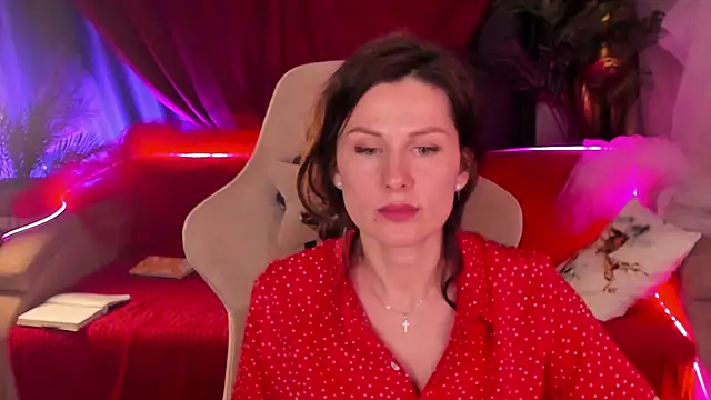 Snapshot of April_o_Nill chatting on 02/26/26, 05:45 April o Nill online show from 02/26/26, 05:45