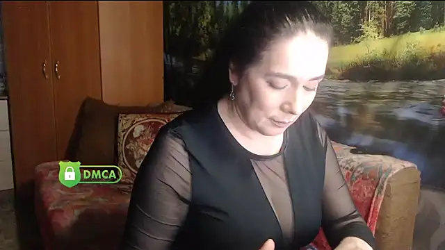 Snapshot of RositaSky chatting on 03/03/25, 11:24 RositaSky online show from 03/03/25, 11:24