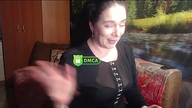 Snapshot of RositaSky chatting on 03/05/25, 04:24 RositaSky online show from 03/05/25, 04:24