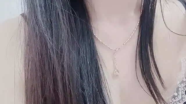 LinhChi 9x online show from 02/06/26, 01:43