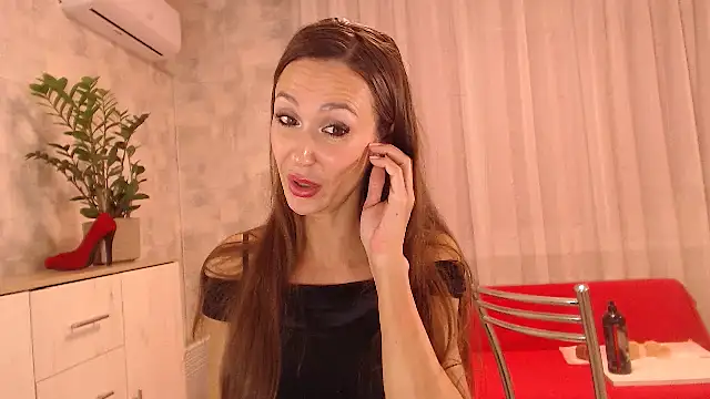 Snapshot of DanaPerezX chatting on 03/04/25, 03:04 DanaPerezX online show from 03/04/25, 03:04