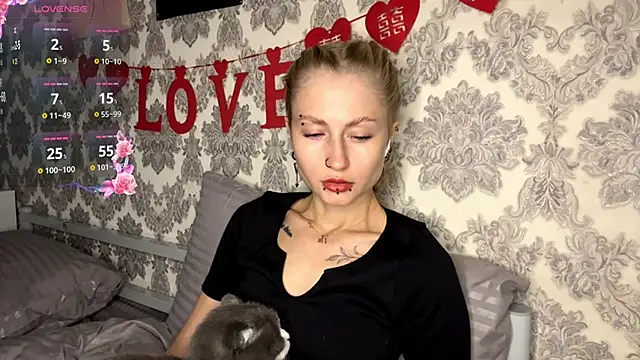 MarthaGees online show from 09/19/25, 06:37