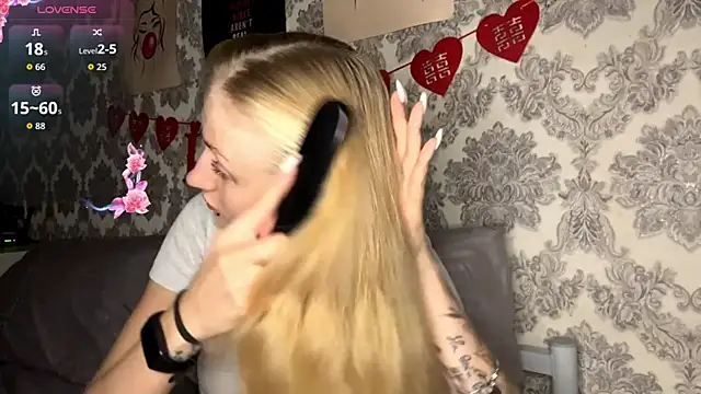 MarthaGees online show from 09/30/25, 03:39