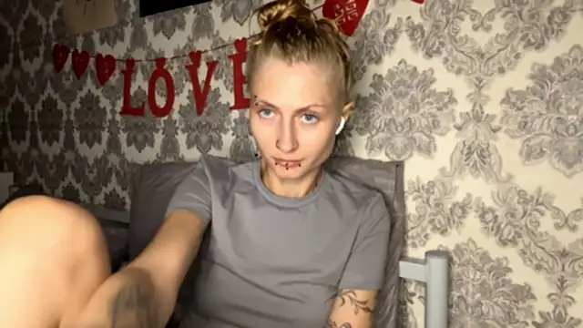 MarthaGees online show from 10/11/25, 03:10