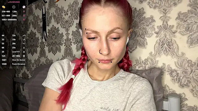 MarthaGees online show from 12/01/25, 06:35