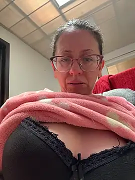 miss hanna07 online show from 11/07/25, 03:23