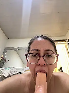 miss hanna07 online show from 03/25/26, 02:01