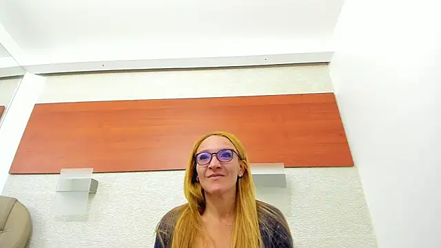 maddy cartter online show from 12/22/25, 10:56