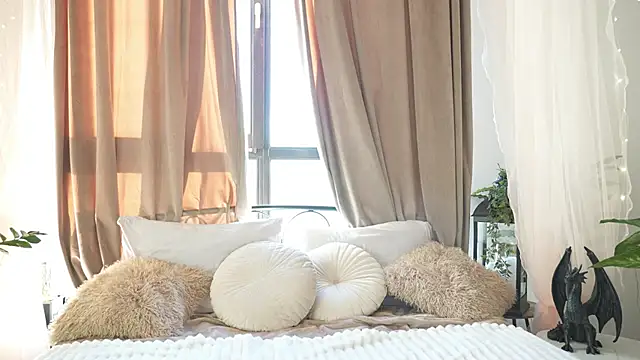 Snapshot of Faster_maci chatting on 01/19/25, 06:42 Faster maci online show from 01/19/25, 06:42