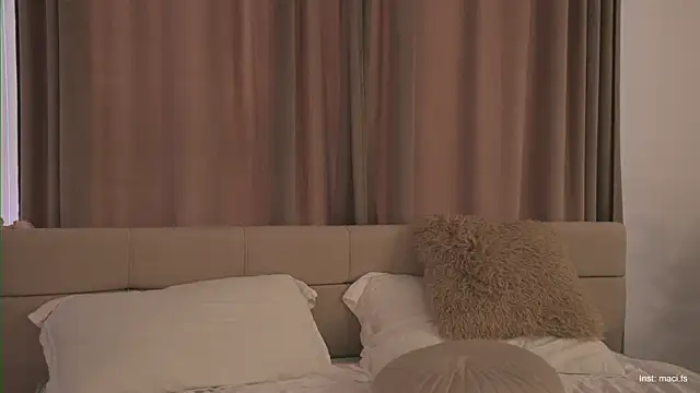 Snapshot of Faster_maci chatting on 03/01/25, 10:24 Faster maci online show from 03/01/25, 10:24