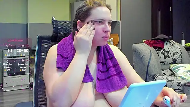 1lindsey1 online show from 11/03/25, 11:11