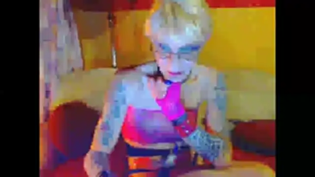 Snapshot of cuxladyboy chatting on 05/28/26, 07:49 cuxladyboy online show from 05/28/26, 07:49