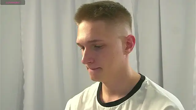 dustyn fox online show from 01/11/25, 02:25