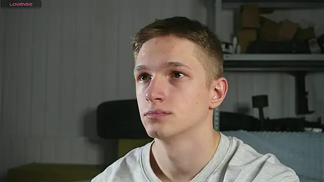 dustyn fox online show from 02/06/25, 02:26