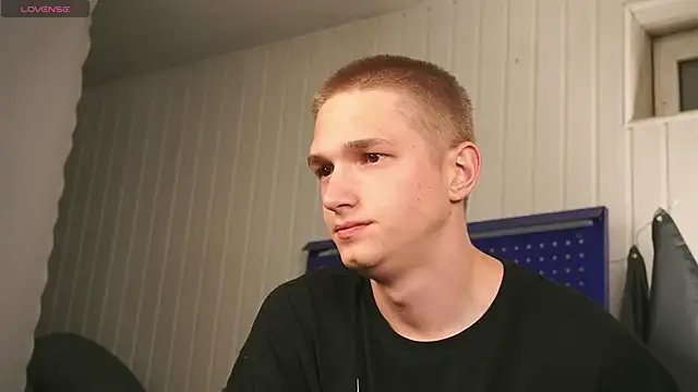 dustyn fox online show from 09/17/25, 05:03