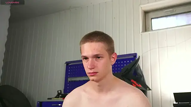 dustyn fox online show from 09/27/25, 01:05