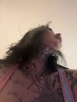 Snapshot of Iam_Annii chatting on 02/10/25, 11:23 Iam Annii online show from 02/10/25, 11:23