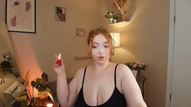 Snapshot of blessbinny chatting on 09/22/25, 09:11 blessbinny online show from 09/22/25, 09:11