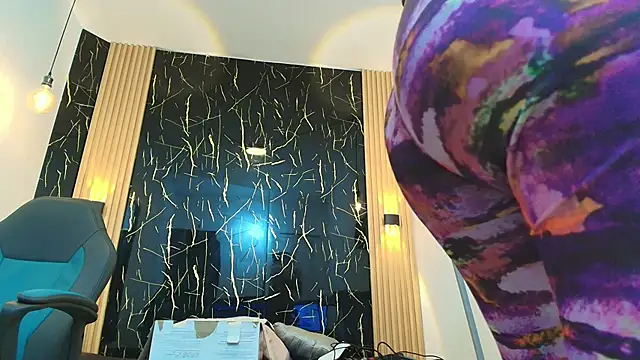 ciara connor online show from 02/13/26, 03:57