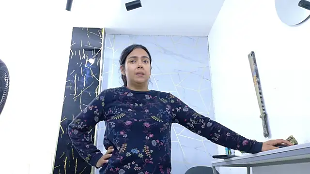 ciara connor online show from 06/10/26, 03:50